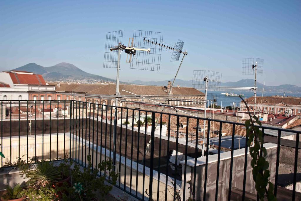 B&B Trieste&Trento نابولي الغرفة الصورة