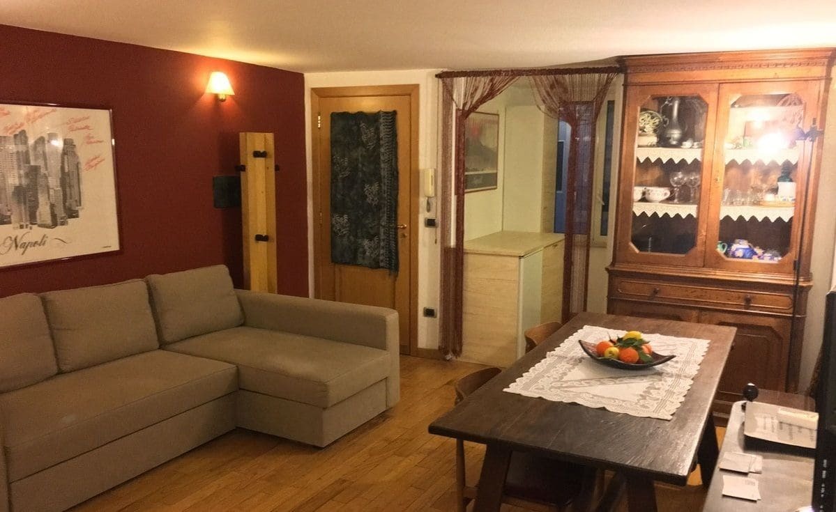 B&B Trieste&Trento نابولي المظهر الخارجي الصورة